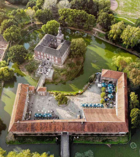 Rondleiding kasteel 919x1024